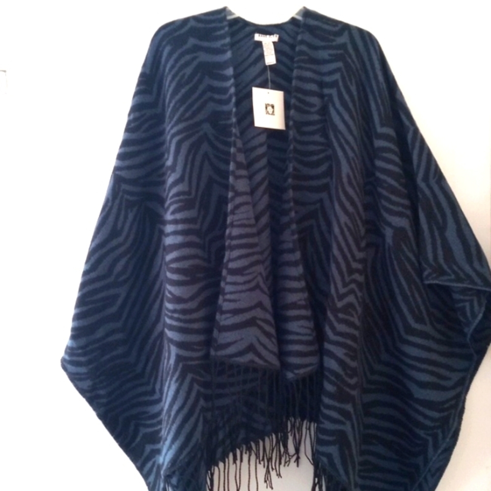 ANNE KLEIN BLACK GRAY ZEBRA PRINT FRINGED PONCHO CAPE SHAWL WRAP SIZE OS NWT